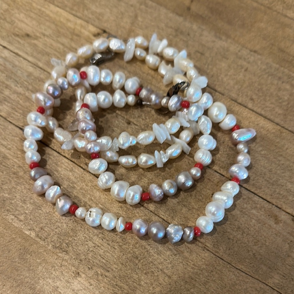 Elegant Pearl and Red Bead Necklace Set